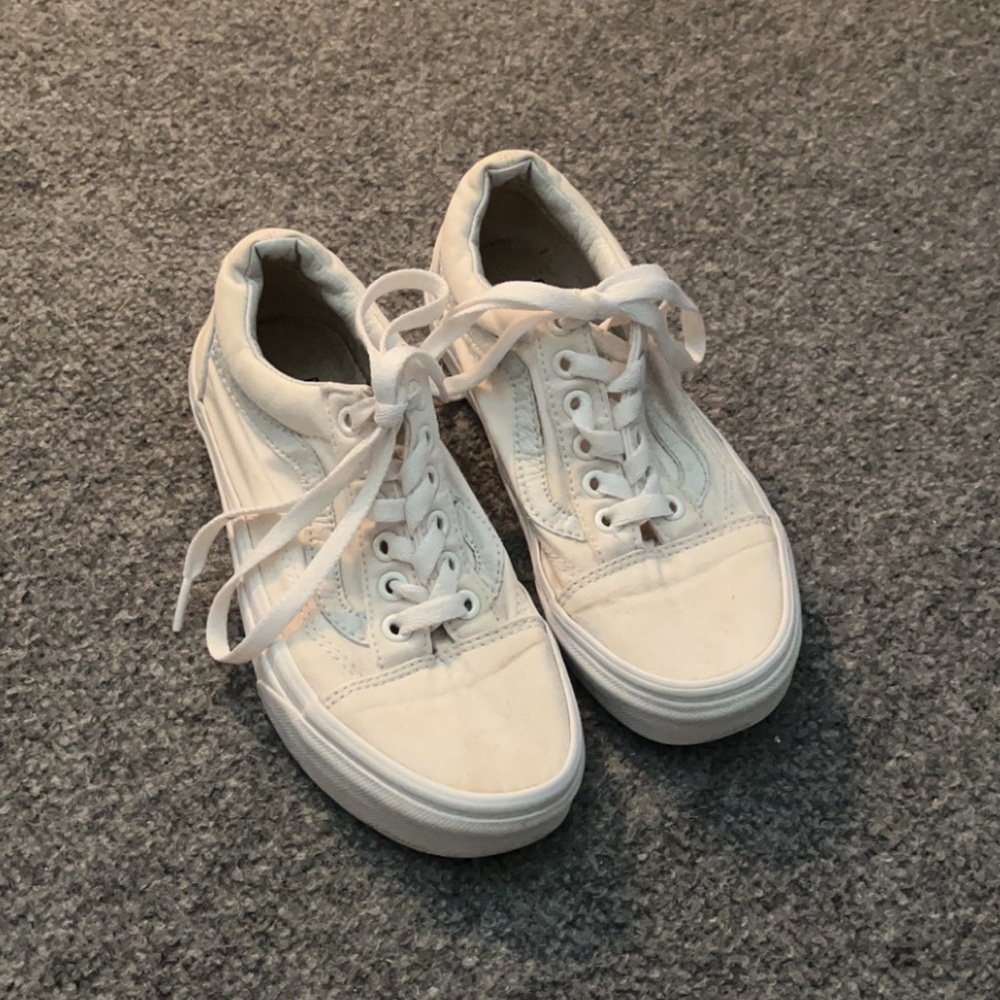 Women’s White Vans. Size: 5